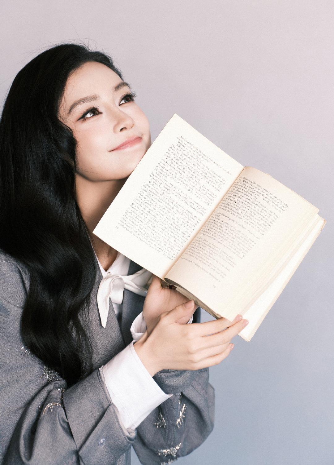 angelababy   杨颖周一开始冲浪板将分群打咔/PK，奖励多多欢迎大家加