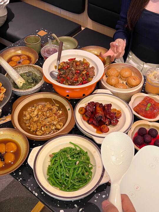 烟台排队1个小时的湘菜值了！！