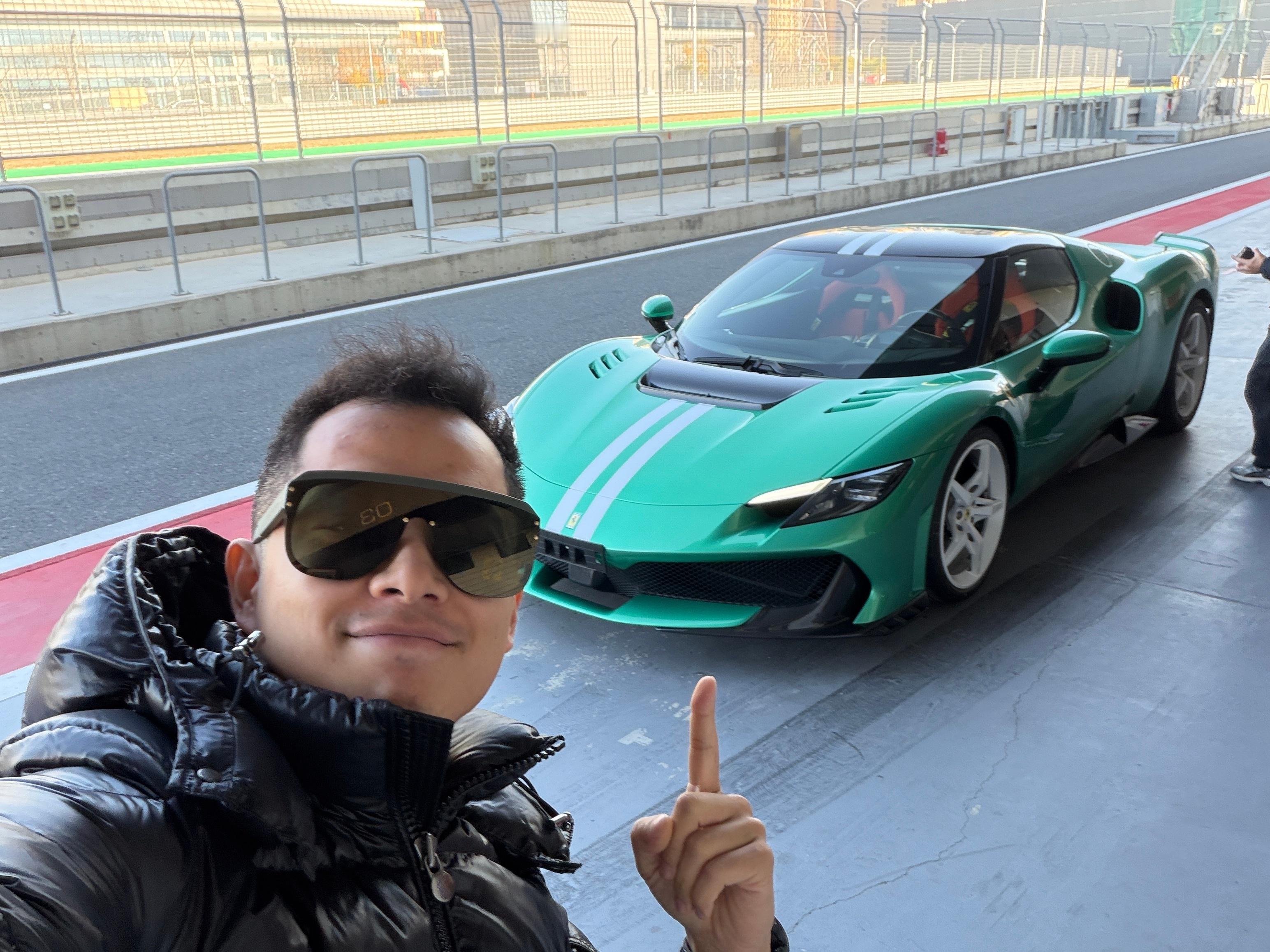 关于这部赛道版法拉利大家有什么想知道的？ 