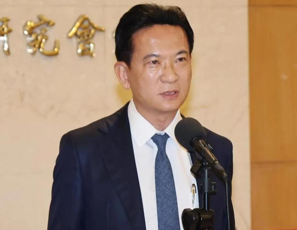民进党最大搅局者出现了，林俊宪29日到台北济南教会两度高喊“投给蒋万安”

很多
