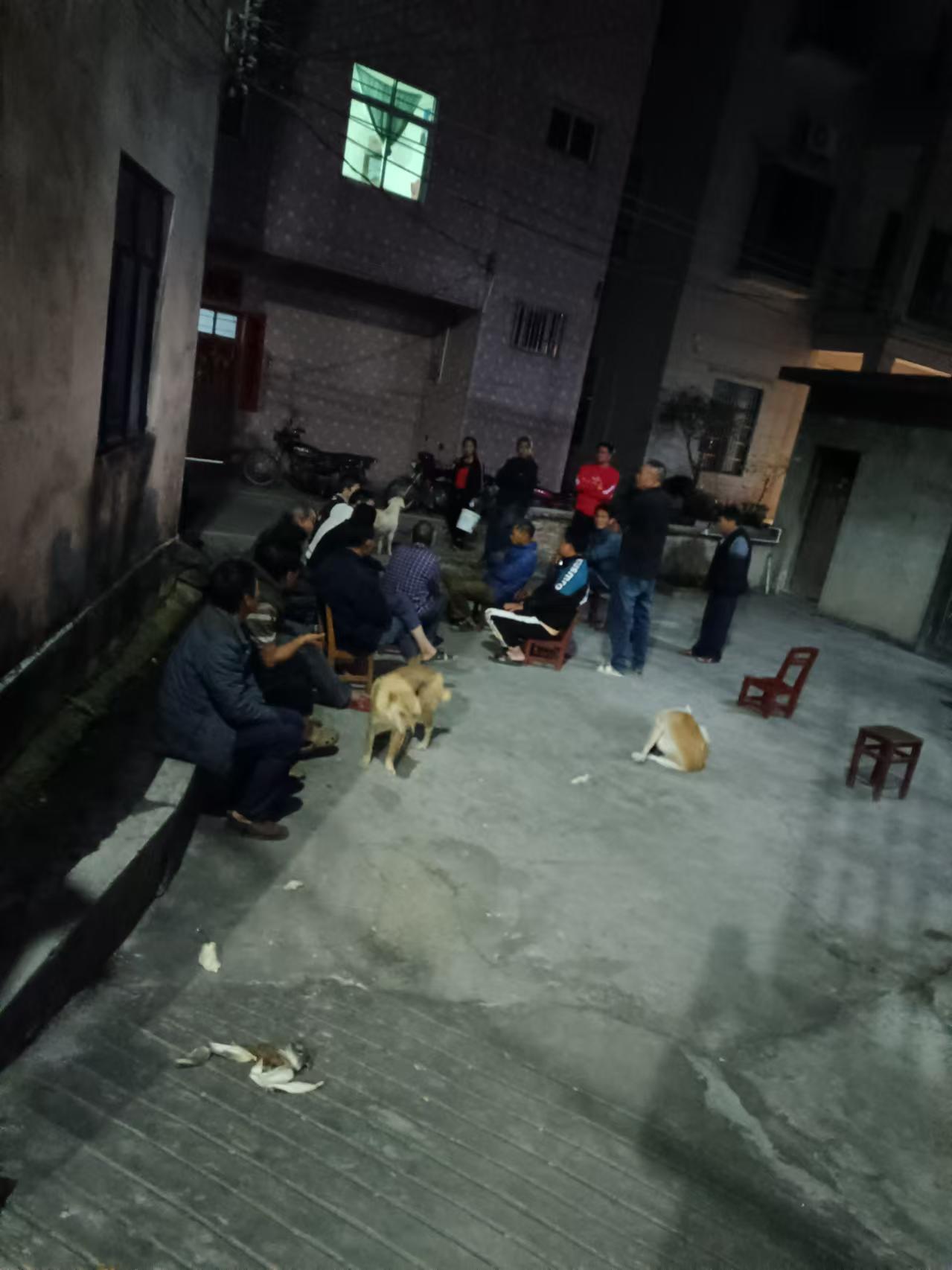 看一看现在农村的宅基地办理流程 ，有多难！

 首先:

- 必须是本村集体经济