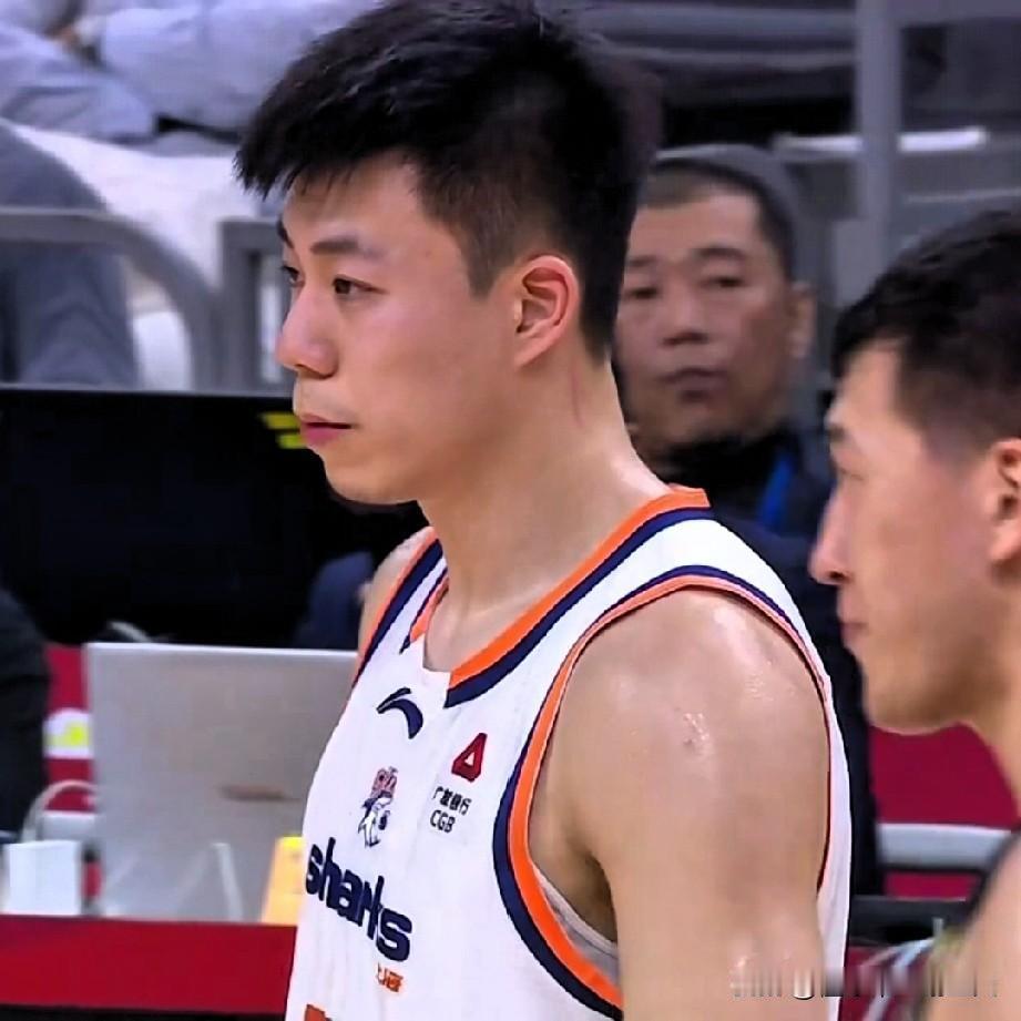 恕我直言！广东联赛没打过上海，cba杯赛还是打不过，虽然说，双方因国家队集训缺席