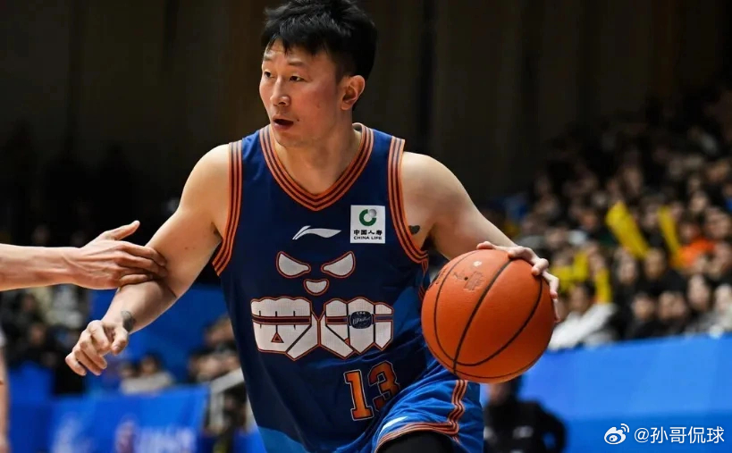 48分狂胜！广东102-54四川 升至第三+送对手32连败北京时间3月29日晚，