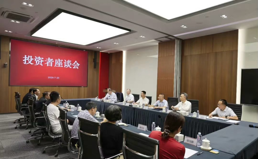 科技涨了多少了？回调两三天就开会，老登跌五年也不见开会讨论，科技还是宠儿啊，科技