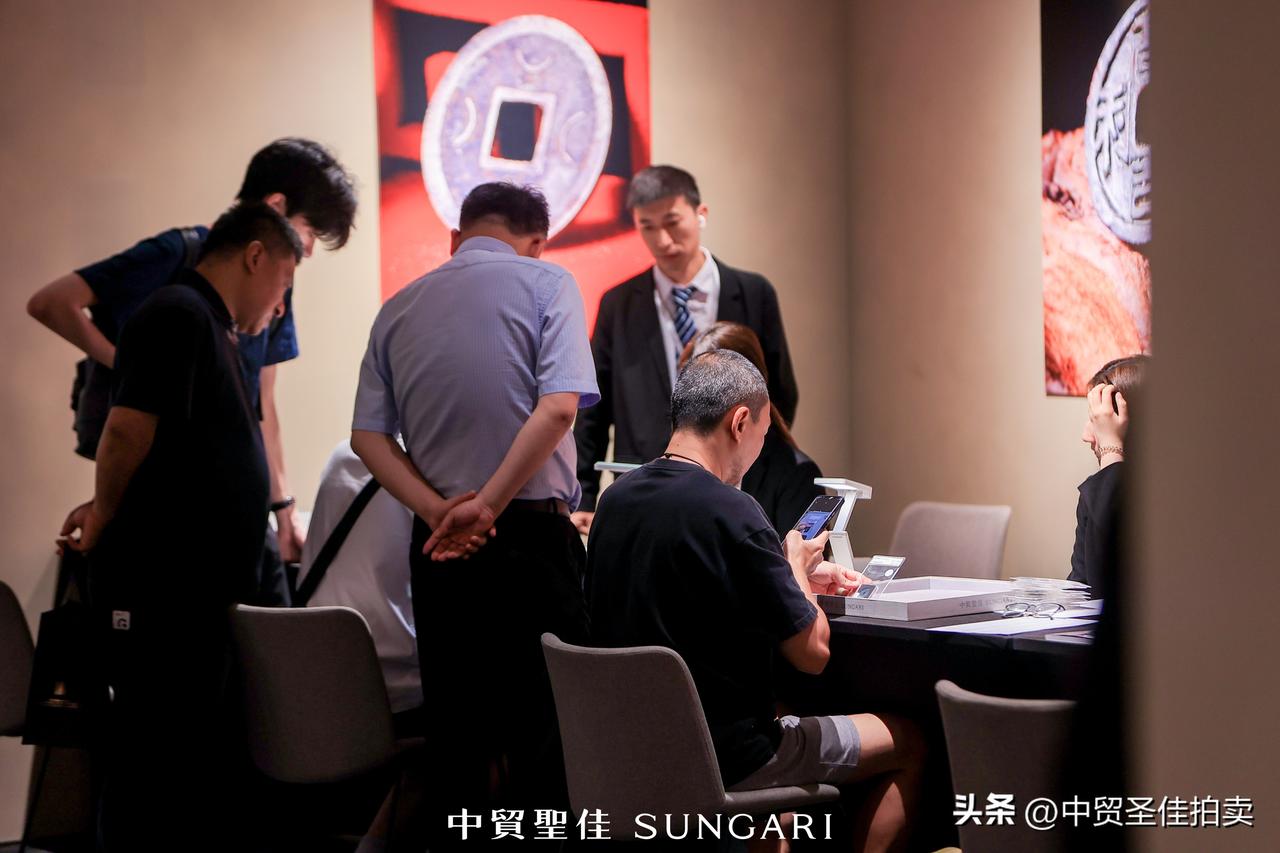 🔥 泉圈快讯 | 钱币预展火热启幕，预展现场抢先看

万众期待的中贸圣佳202