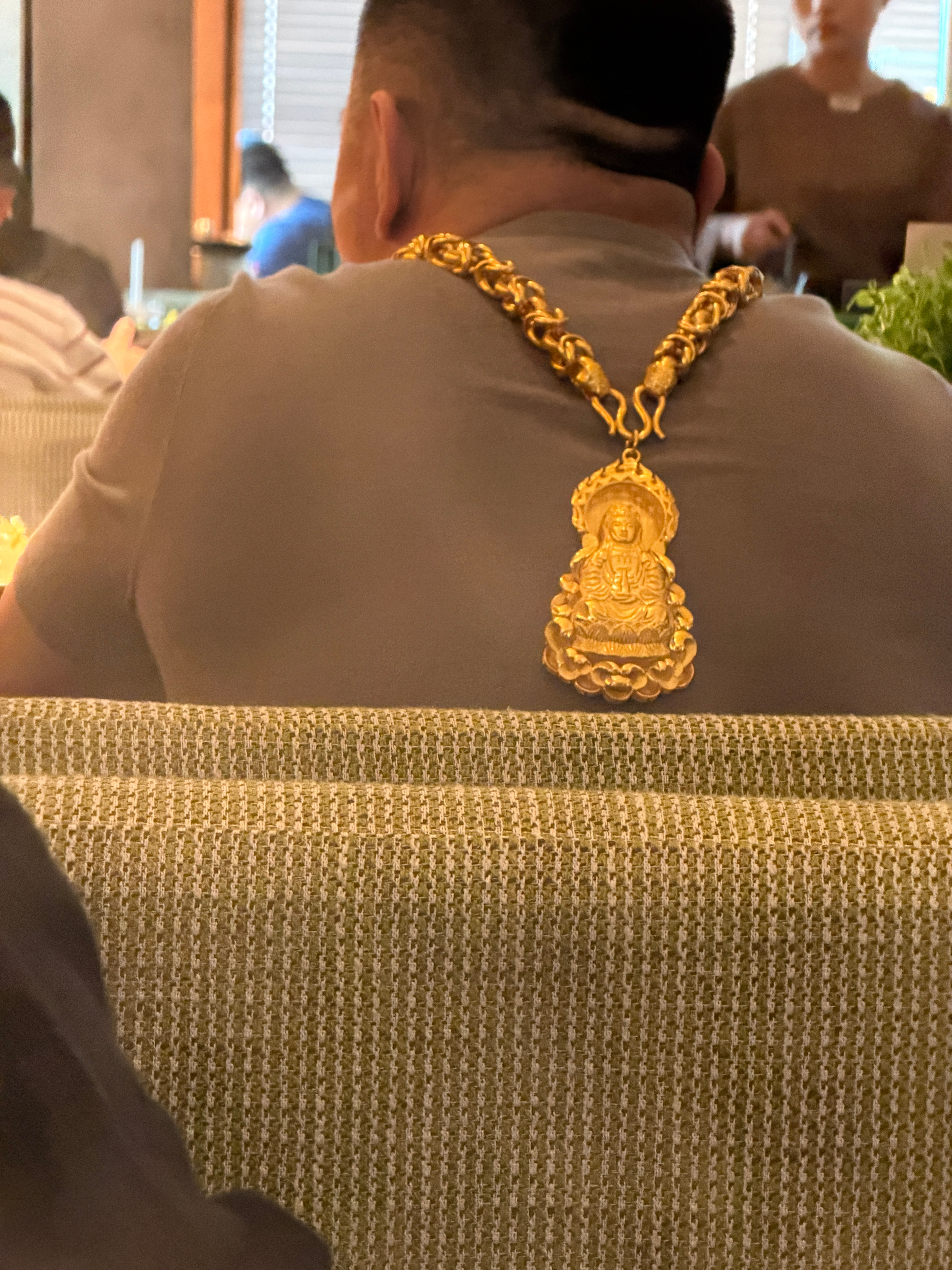 我去……这得有多重啊？