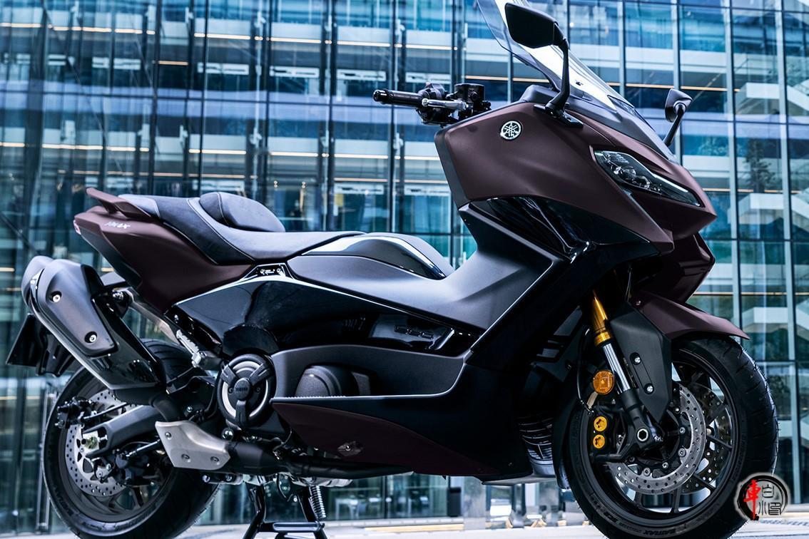 #雅马哈2024款TMAX Tech MAX新车发布#
Yamaha近日推出了2