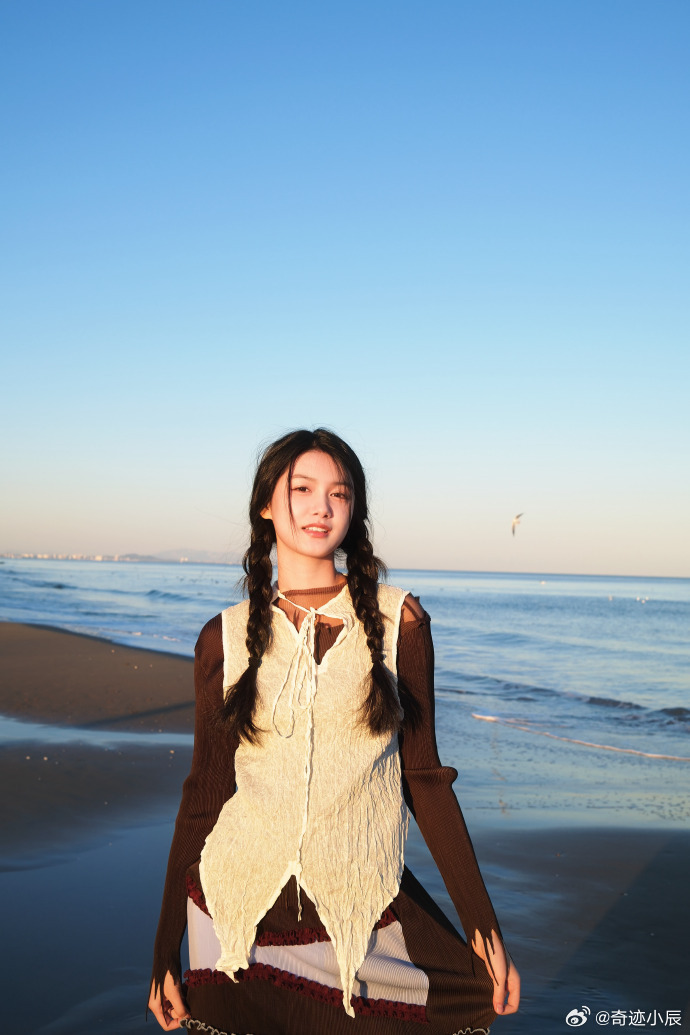 内娱05小花来新人了 05花新势力崛起！张籽沐的经典角色、艾米的奶萌形象、纪姿含