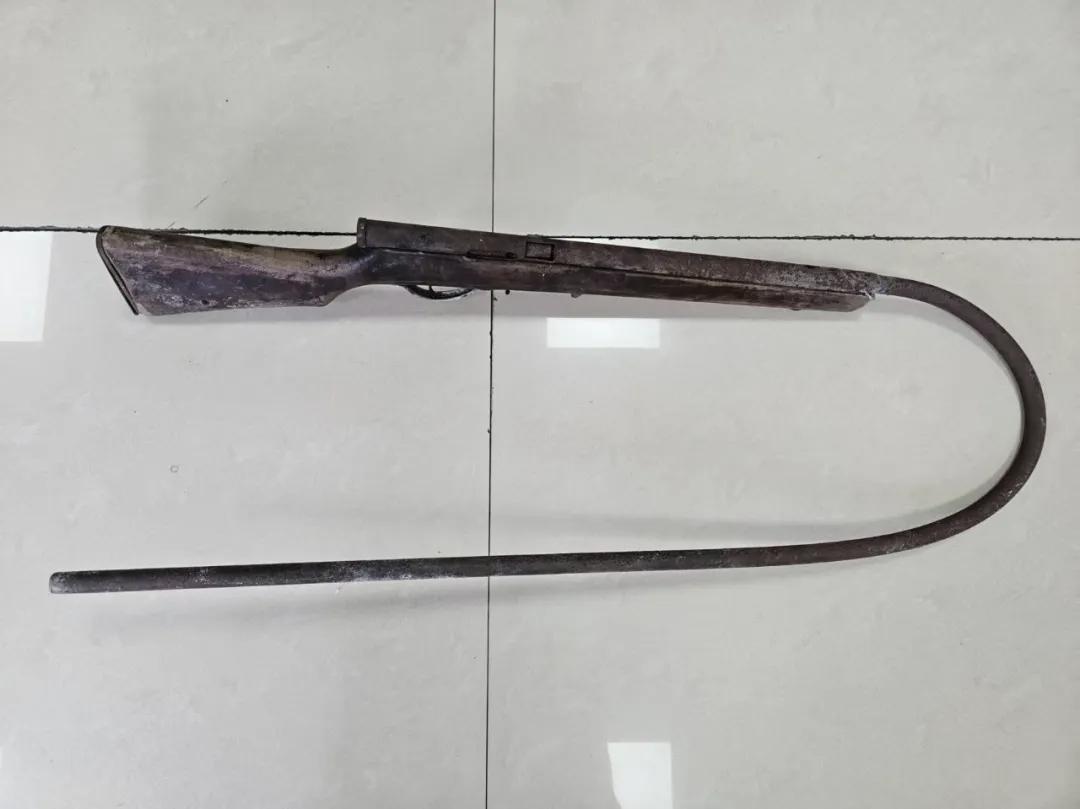 消除隐患！滨州博兴多人主动上缴枪支弹药
 
为深化打击整治枪爆违法犯罪专项行动，