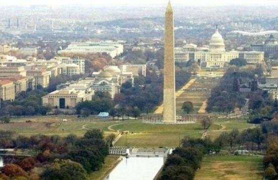 1985年7月24日，苏联一个科研代表团出访意大利，为了防止有人叛逃，克格勃还亲