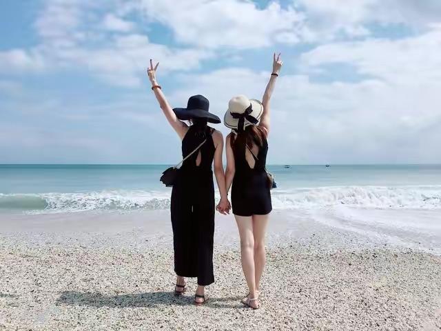 讲话有三个目的：
一是让别人高兴，二是传递价值，三是带来利益。
如果都不能的话，