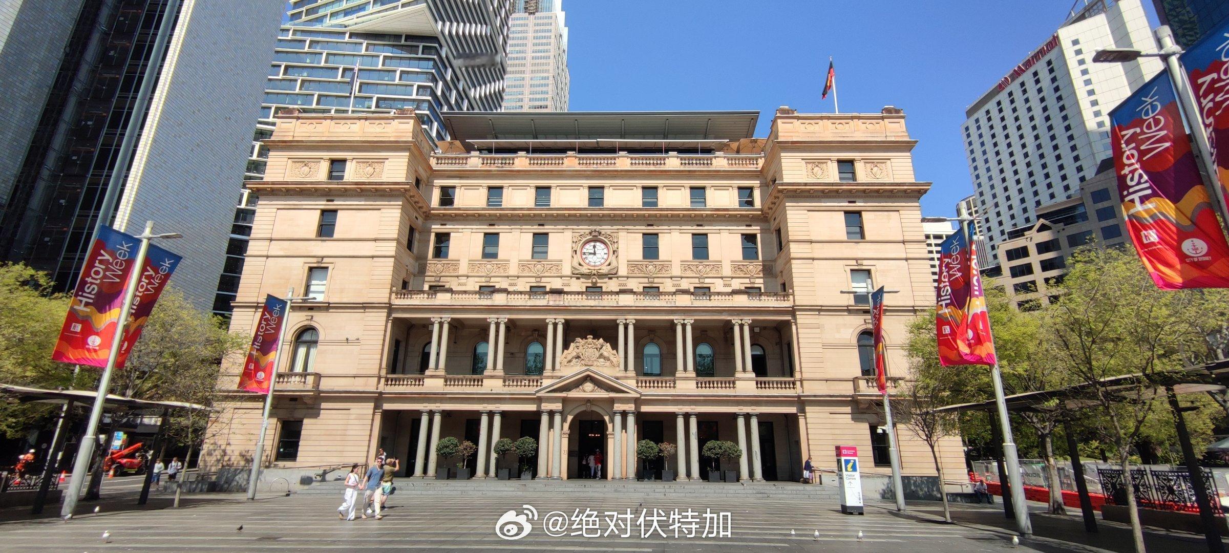 转换思路，悉尼游览把之前设计的第二档展馆拿出来，果然天地广阔了。Customs 