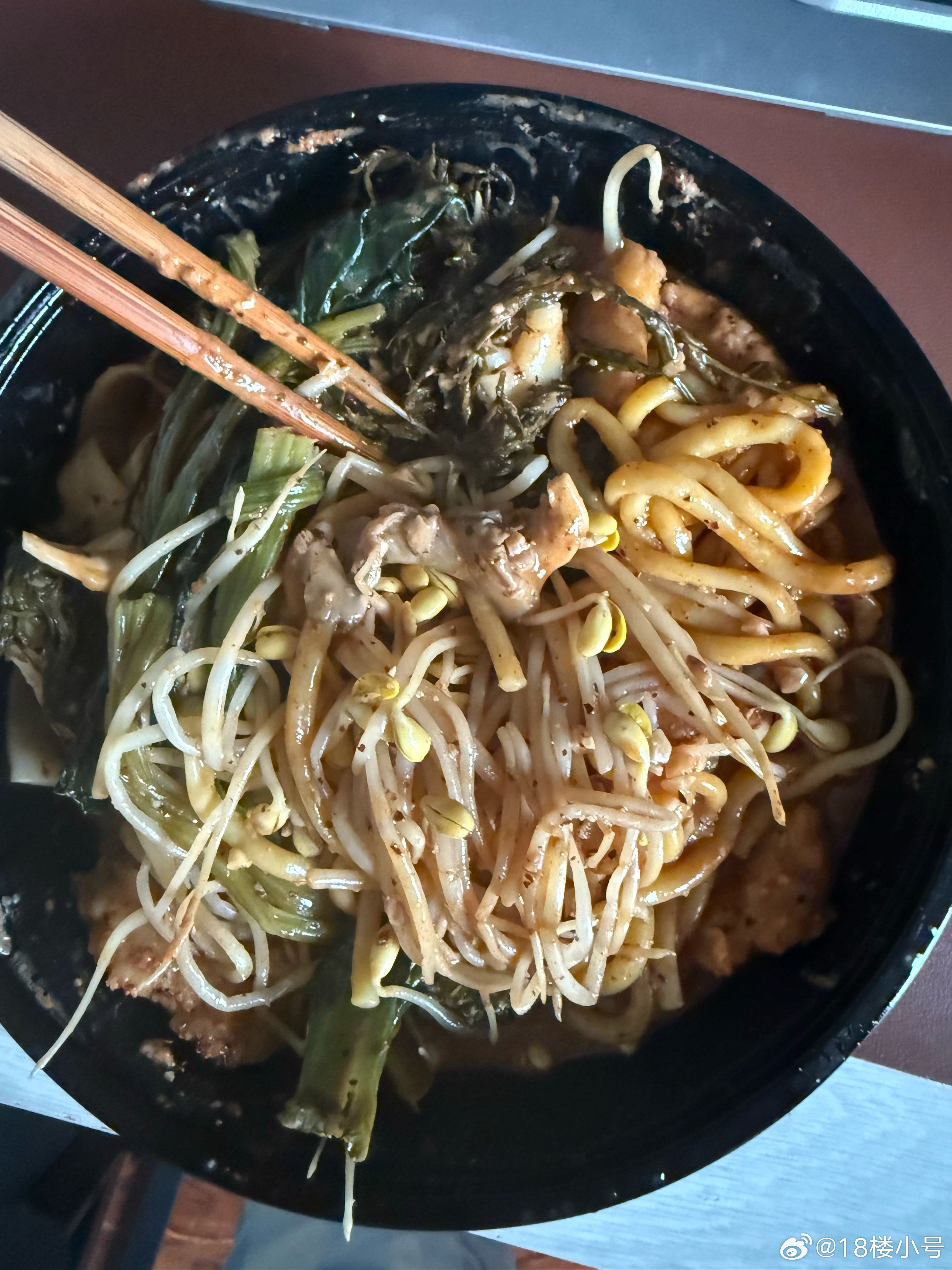 刘文祥 紫薯精终于上热搜了我家附近的店在闪购上真的一到饭点就关外卖，我昨天点太多