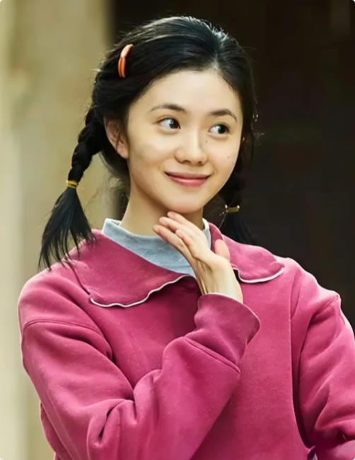 《主角》里有一段话：人这一辈子，能给你撑腰的，就三样东西——肚子里有货，口袋里有