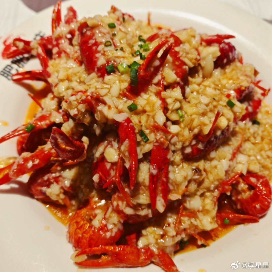 排队太久啦～先吃着！！饿死我了[泪奔]✨每日一餐分享 ​​​