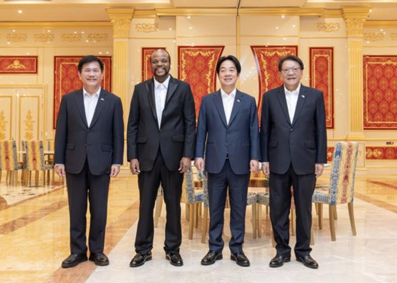 怎么回来成了大难题？赖清德“偷溜”容易，返台路却难选！

这两天，赖清德搭乘外国