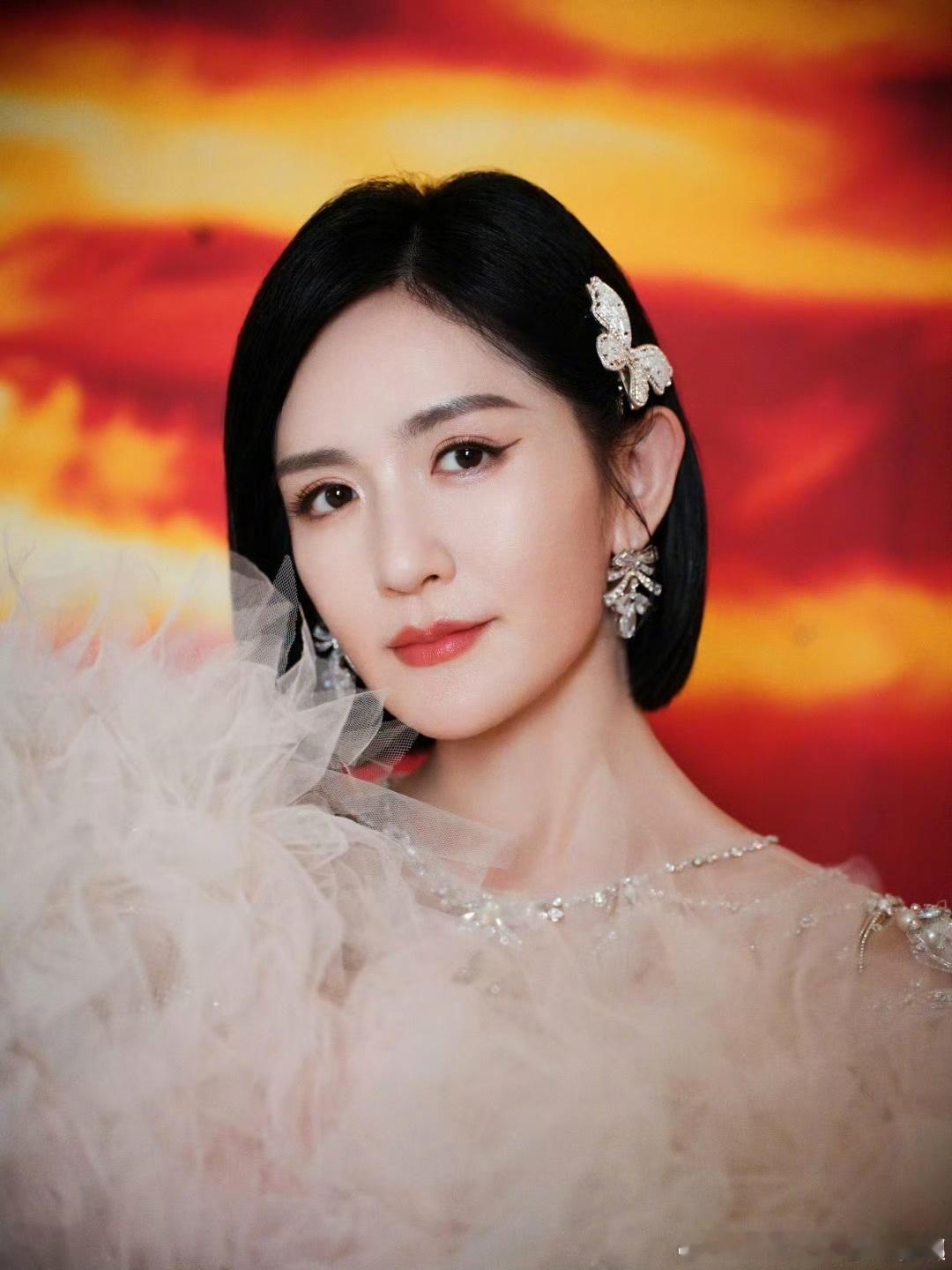 杨迪连续七年为谢娜庆生 杨迪发文祝娜姐生日快乐 杨迪发文祝娜姐生日快乐 ​​​