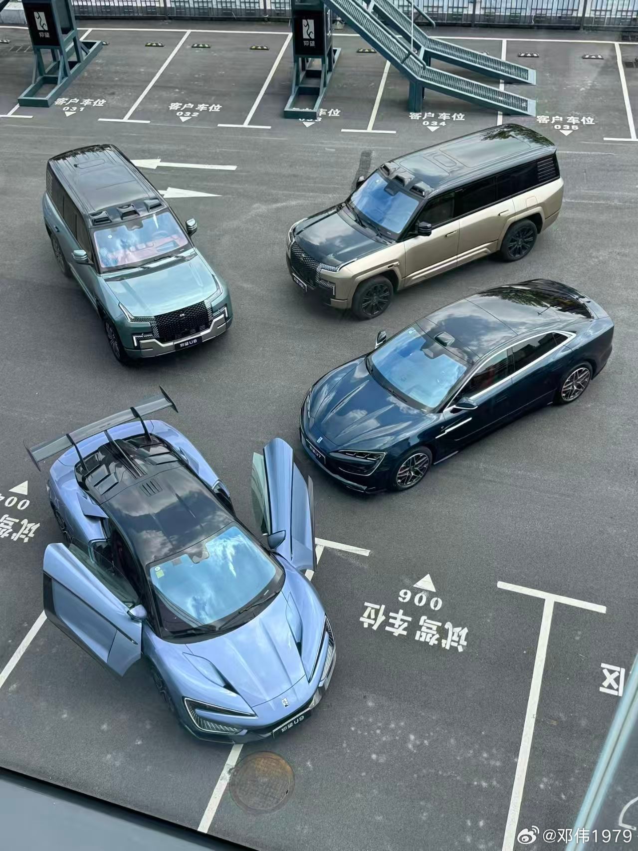 仰望汽车26款闪充焕新升级仰望