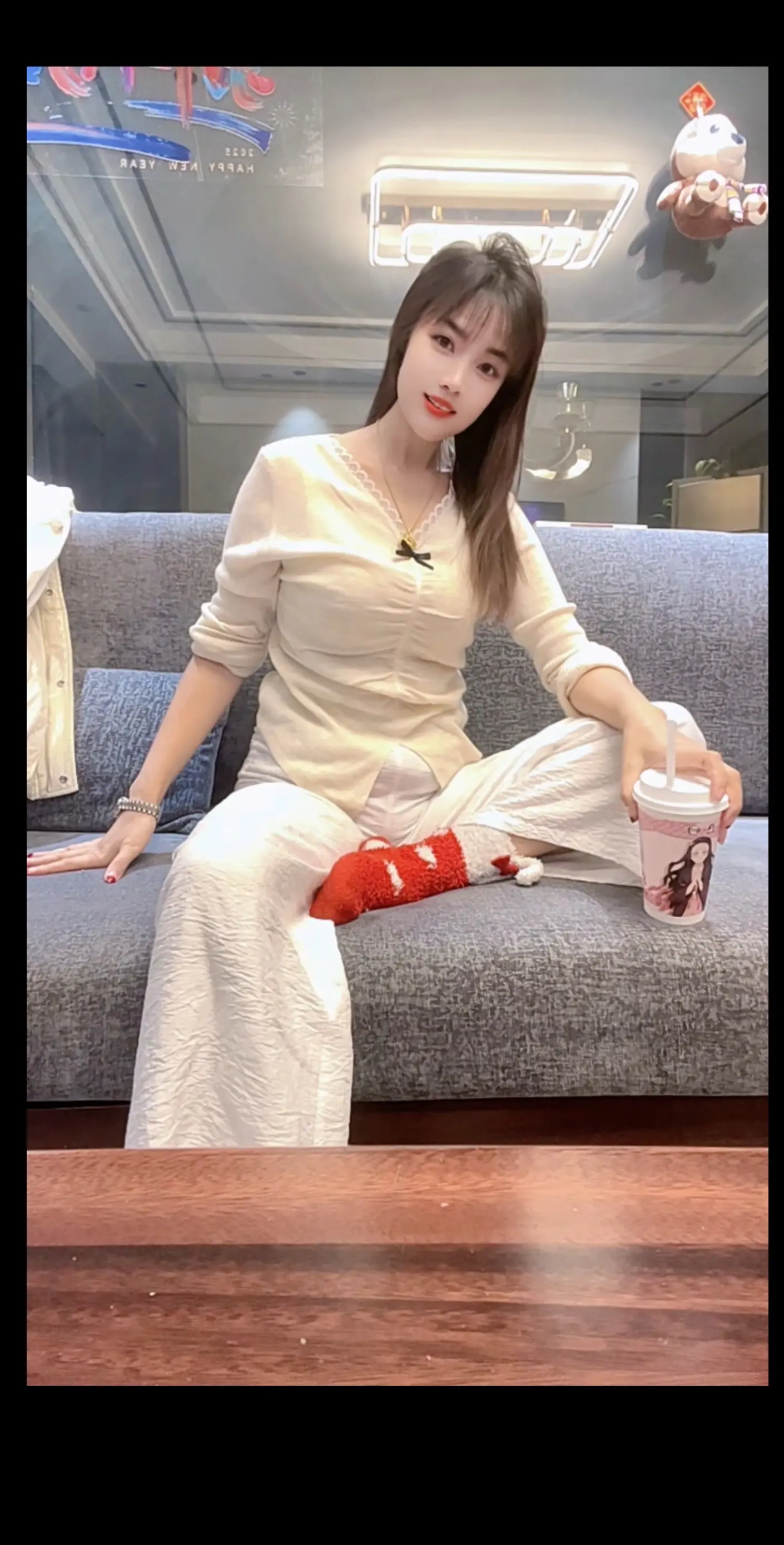 不爱，是一生的遗憾，爱，是一生的折磨，终究你会明白，人生无论怎么选择...