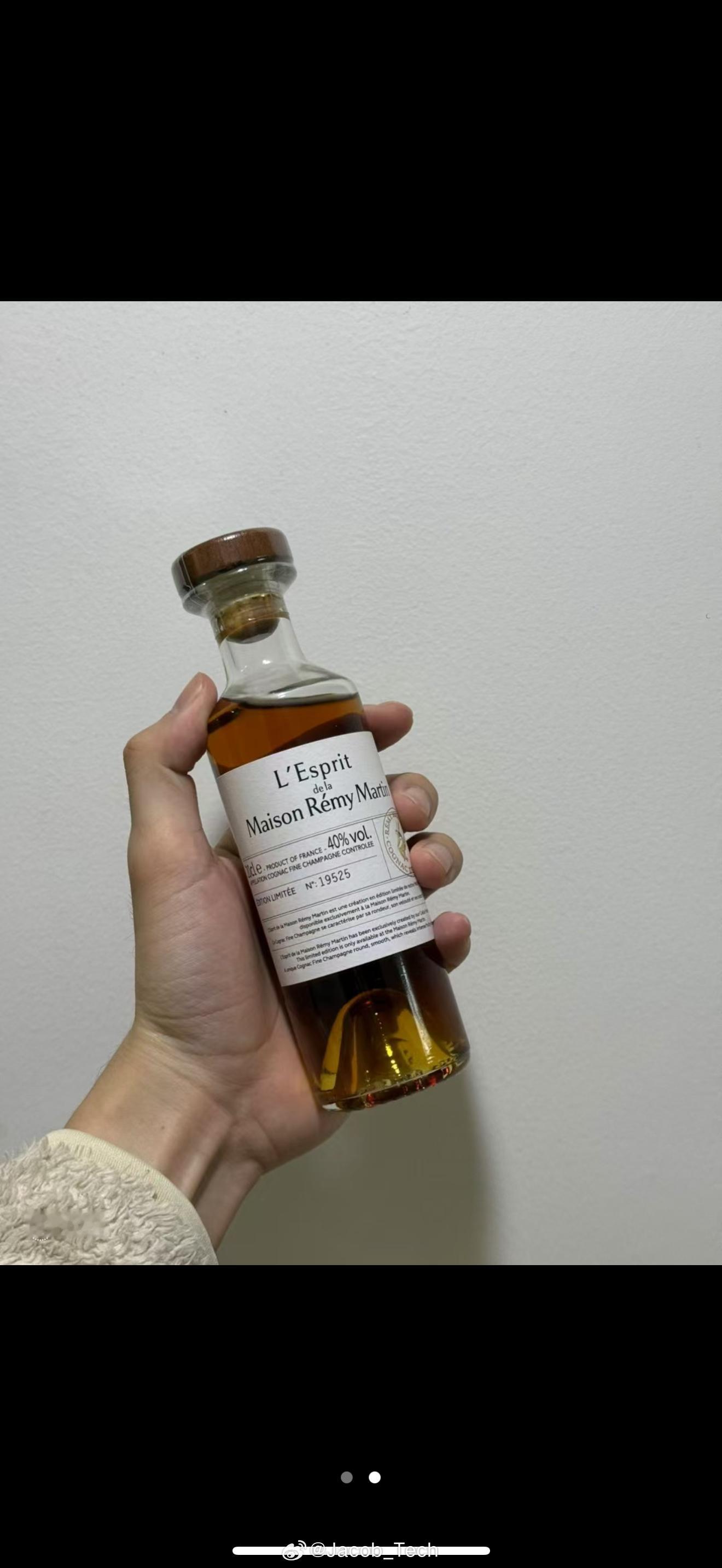朋友圈实况图改手动播放了 朋友圈可以发live图真的很好[苦涩]不过真的有些功能