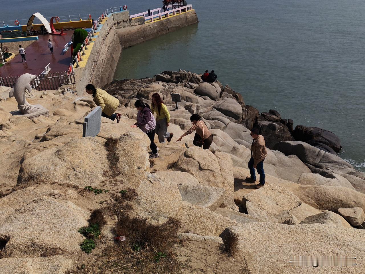 春节期间第一次外出旅游，首站福建莆田。原来预计去湄洲岛拜一下我们妈祖林氏默娘。