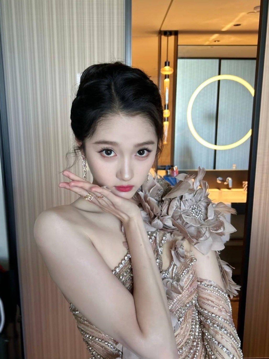 关晓彤  gxt关晓彤红掌 gxt关晓彤孟露莎 𝜗𝜚𓈒˚𝐁𝐮𝐭𝐭?
