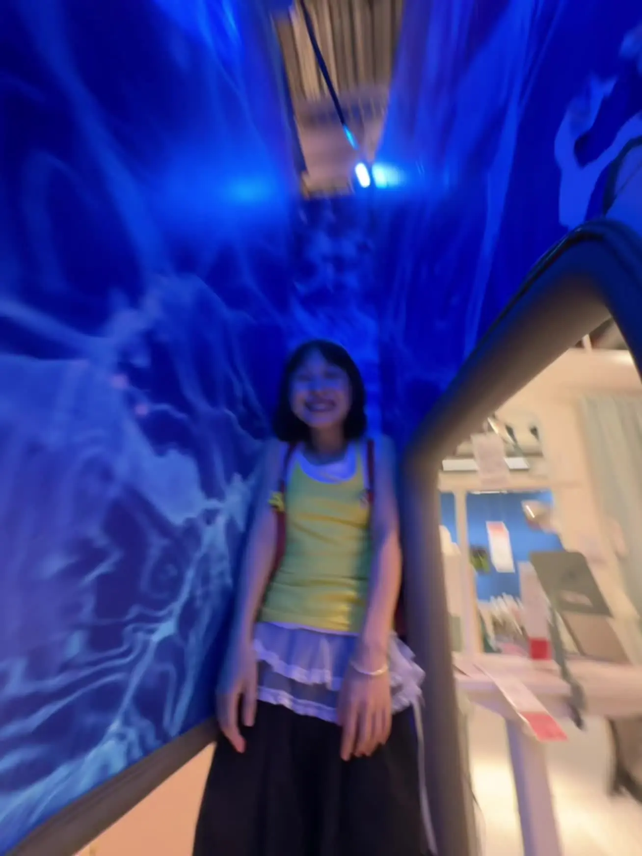 把快乐刻成回忆，任它自由生长，自由消散。