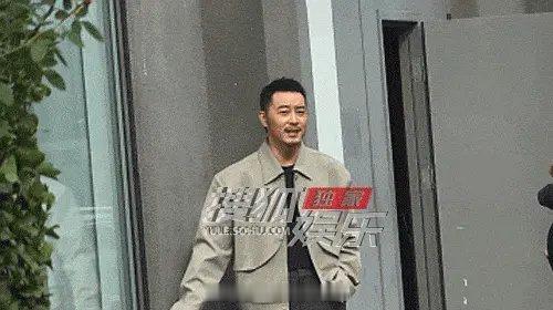 沙溢收拾收拾能进叔圈了 ​​​