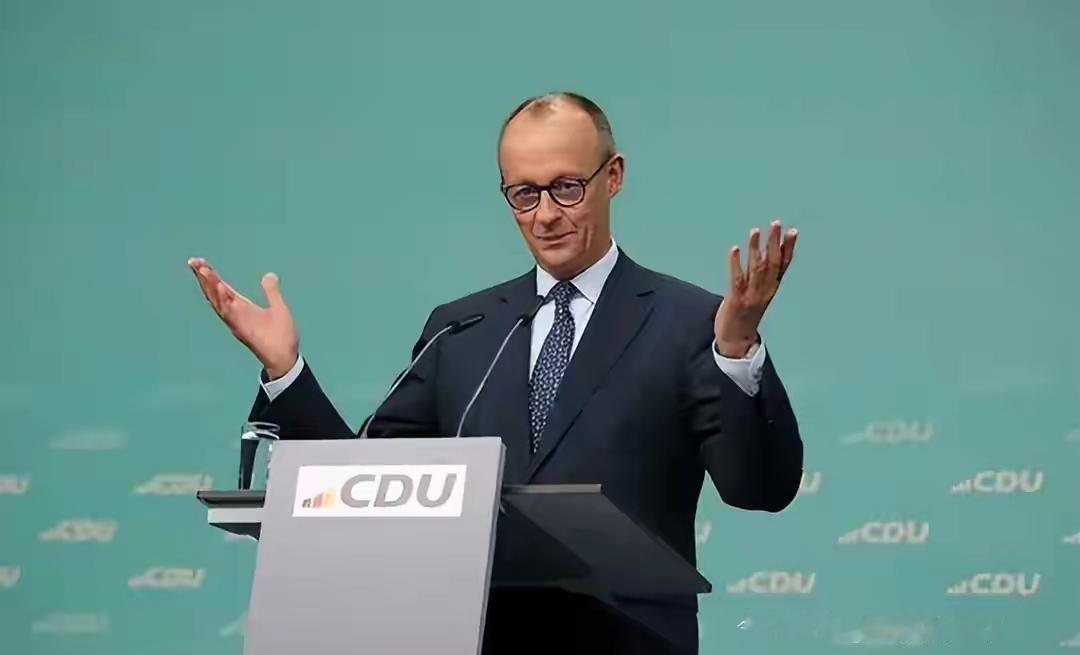 万斯在慕尼黑安全会议上一顿输出，直接把欧洲给整破防了。他先是隔空指点欧洲内政，还