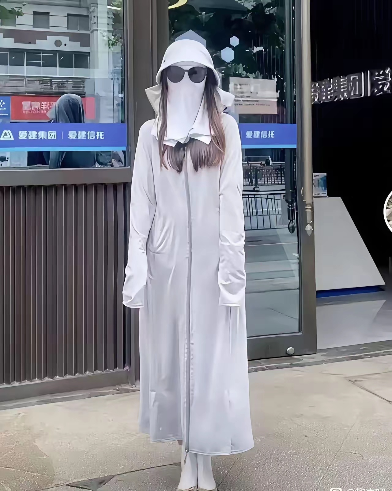 现在的鬼大白天都跑出来