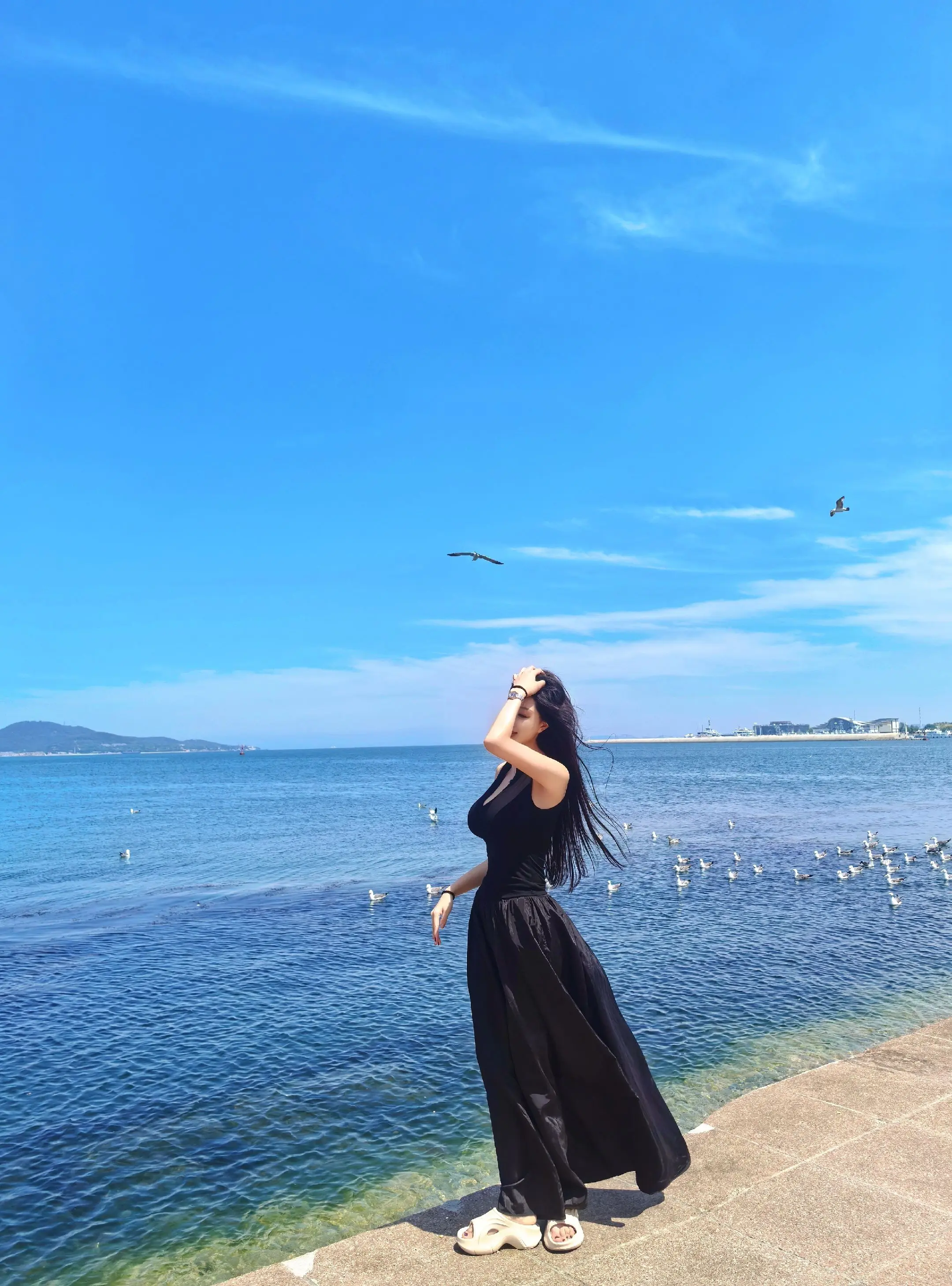 这个夏天你有空吗 我们一起去看海吧