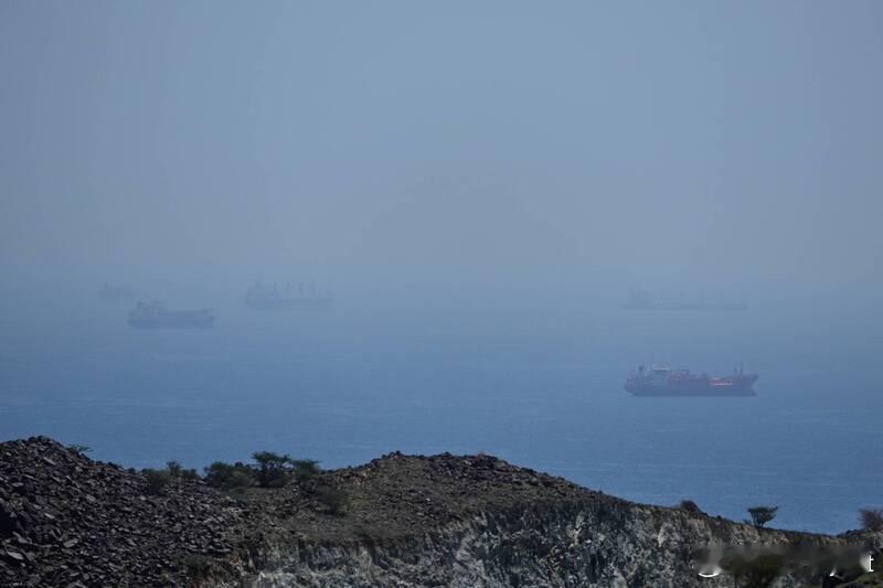 伊朗称已收取首笔霍尔木兹海峡通行费 收入进入央行账户海外新鲜事美以伊冲突 伊朗议