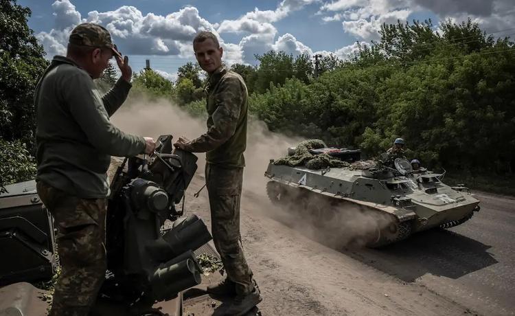 俄罗斯2025年经济会恶化吗？
乌克兰总统泽连斯基在新年演讲中回顾了俄乌战争，并