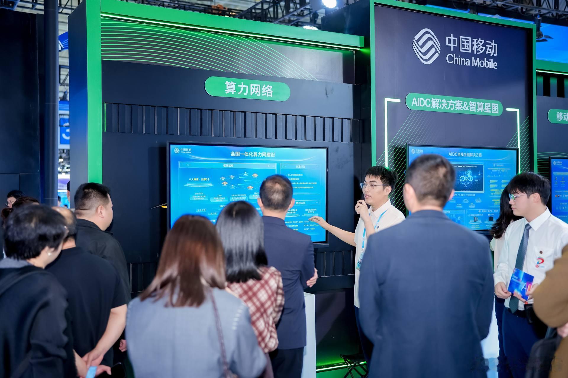 好网络给我满满安全感 喜欢在路上记录生活开直播，轻巧的机身随身带毫无负担，随时随