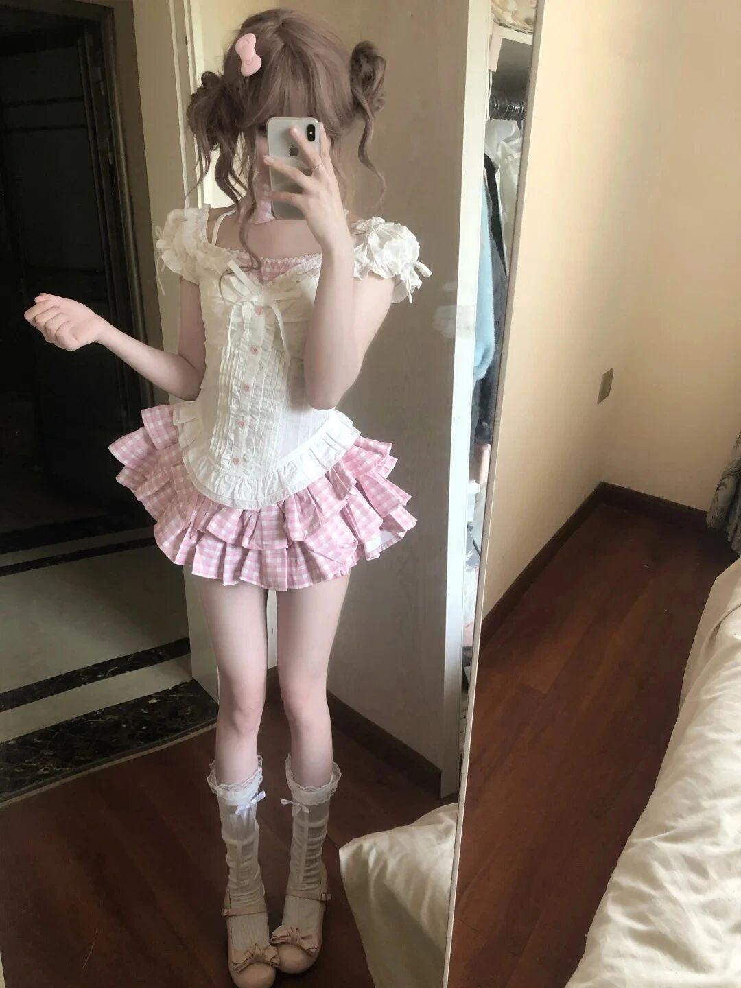 你们可爱小萝莉来了