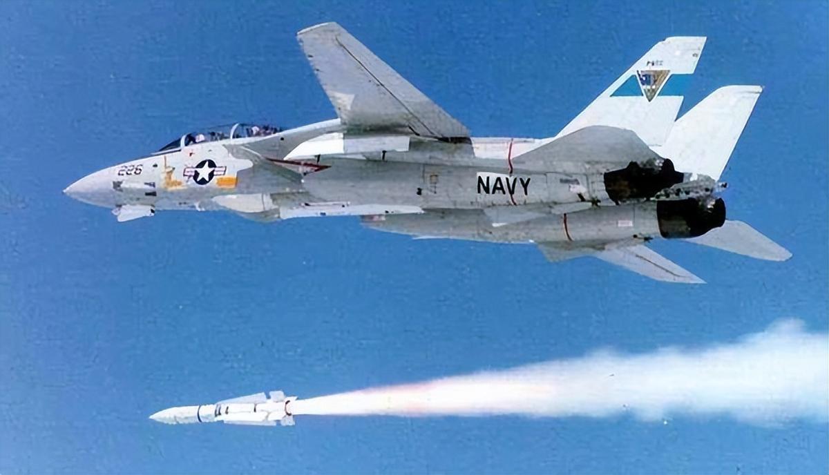 两场空战意外暴露中国空军实力！第一声来自俄乌战场，俄罗斯战机一枚导弹隔着130公