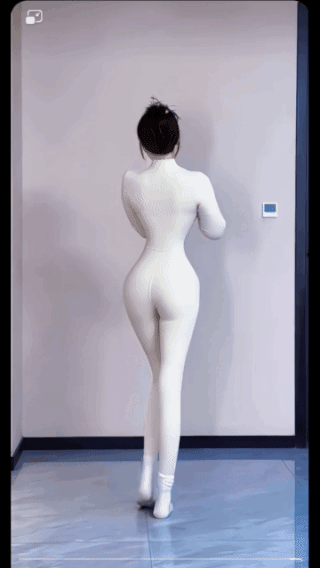 完美无缺，
原来不是机器人！