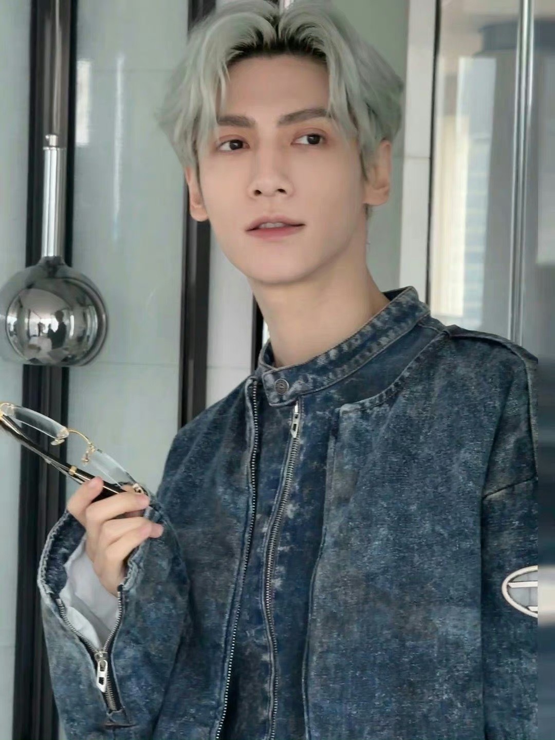 罗云熙是不是太瘦了[哆啦A梦吃惊] ​​​