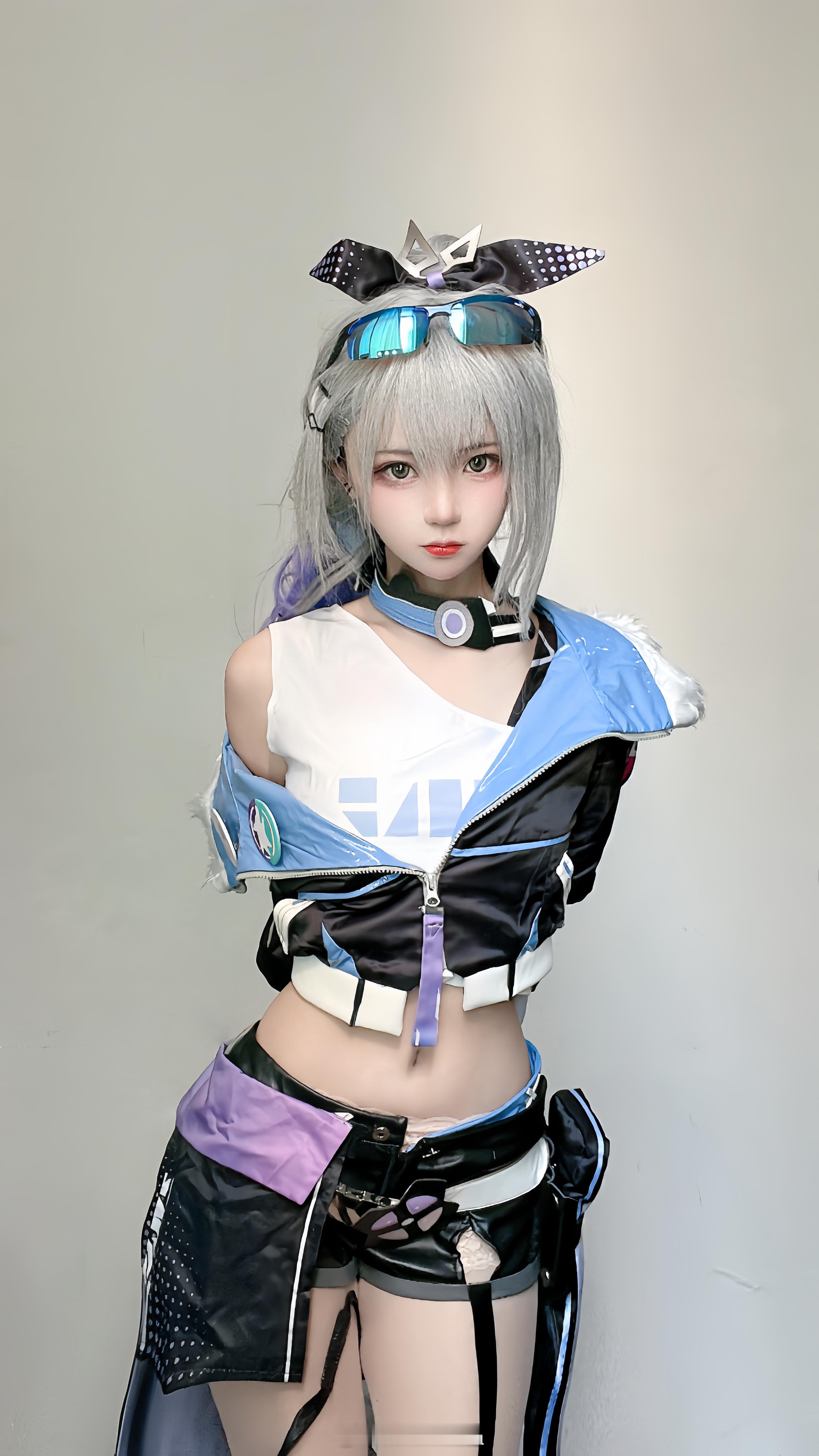 #崩坏星穹铁道[超话]##星穹铁道银狼##cosplay#     拍完正片在棚