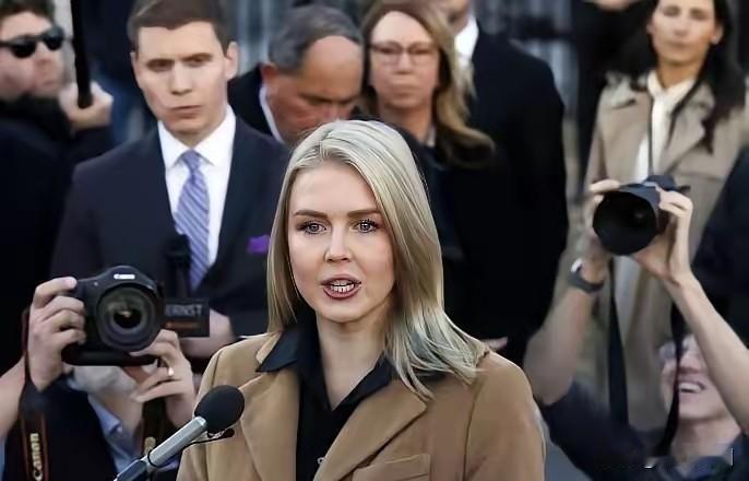 高市早苗这次真是搬石头砸自己脚了！最新消息说她又急着求见特朗普，可对方压根不接茬