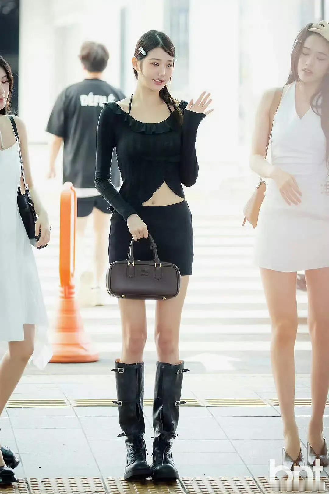 张元英现在的脸怎么也变得僵硬了？ ​​​