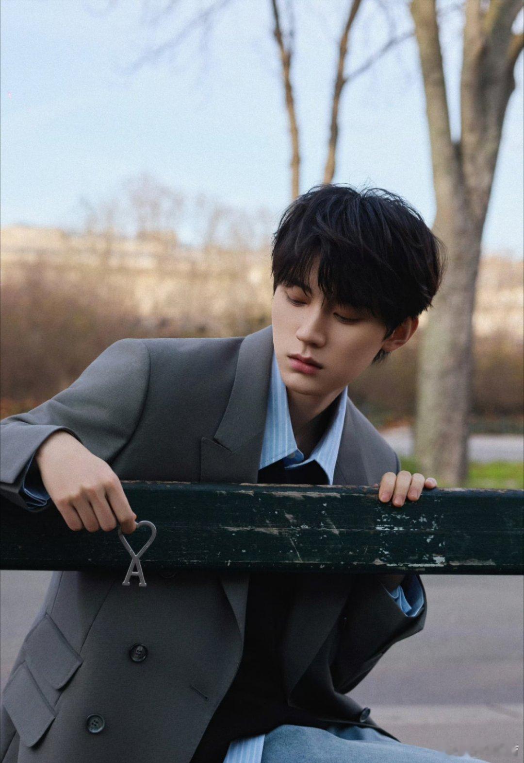 周翊然呼叫呼叫，请回答 