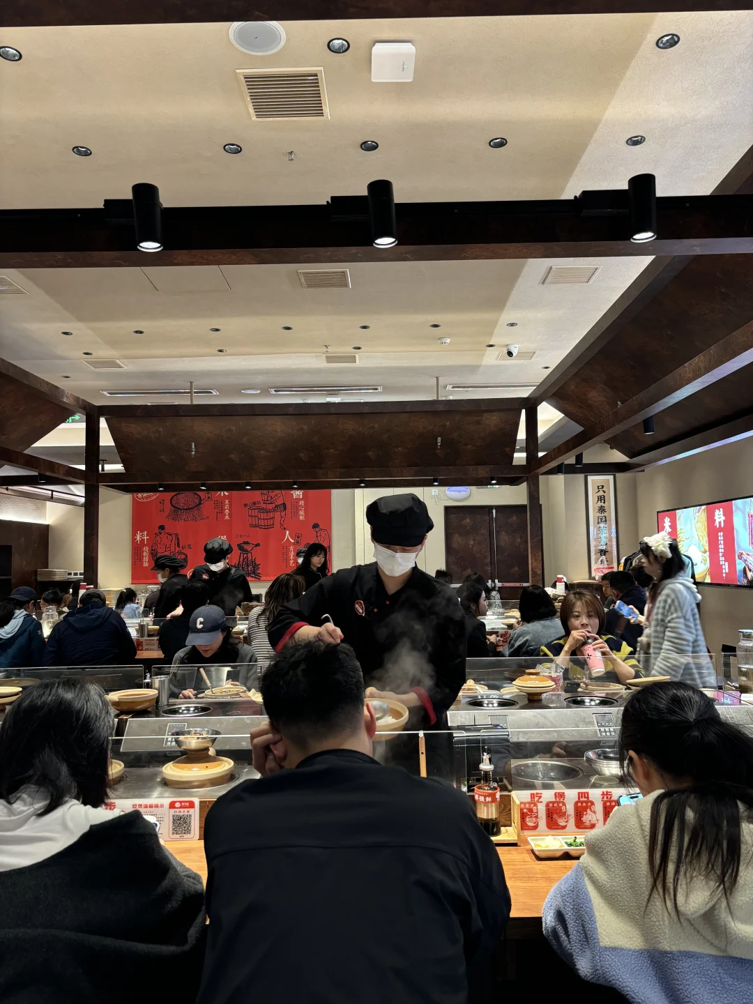 夯！这家一人食煲仔饭一定要冲！！！