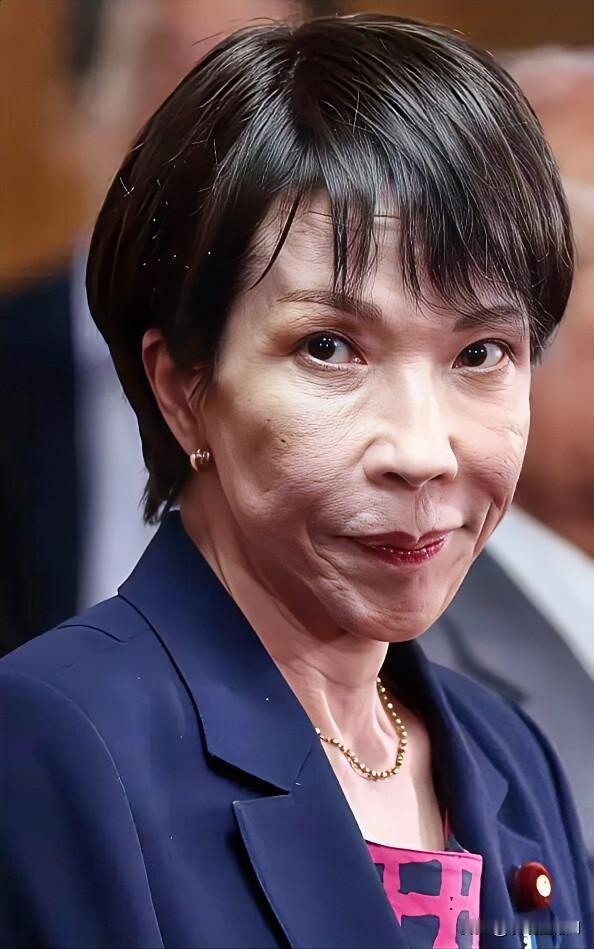 高市早苗近期可谓“戏码不断”：先是在涉台议题上煽风点火，又去碰瓷韩国独岛主权，如