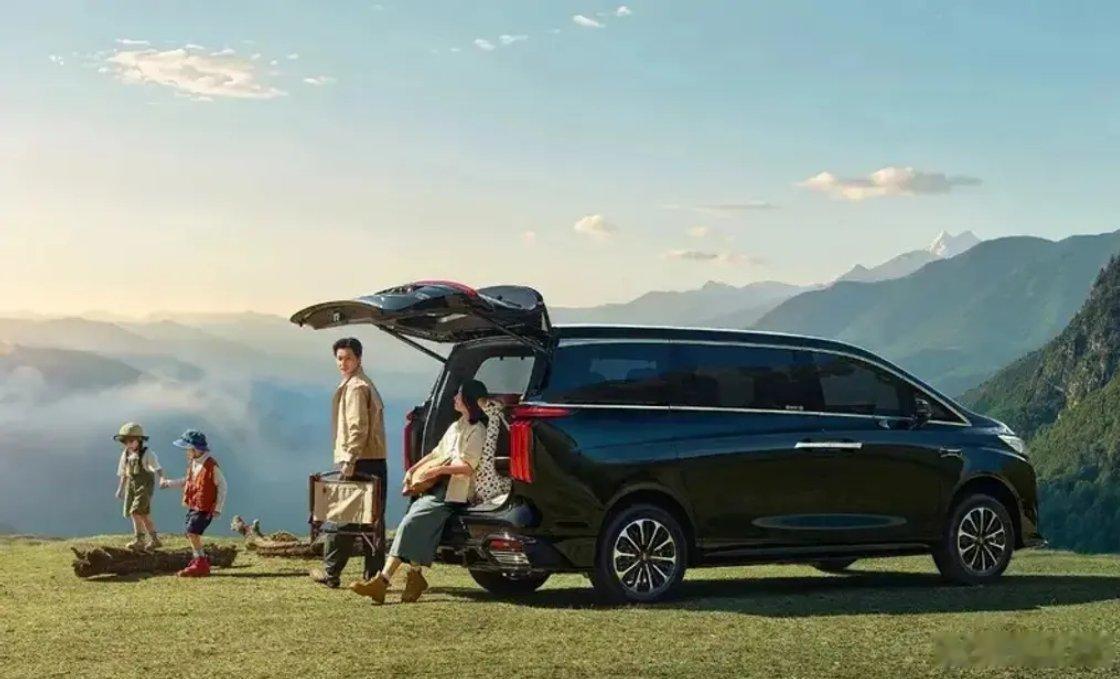 长城汽车宣布魏牌高山7新车型正式命名为魏牌高山7 SUV 版，该车在高山7的基础