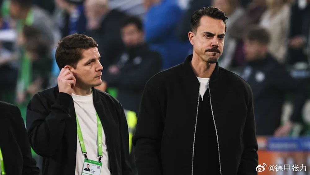 曾经是狼堡门将的瑞士门将贝纳利奥，如今在竞技总裁克里斯蒂安森下课后，从俱乐部监事