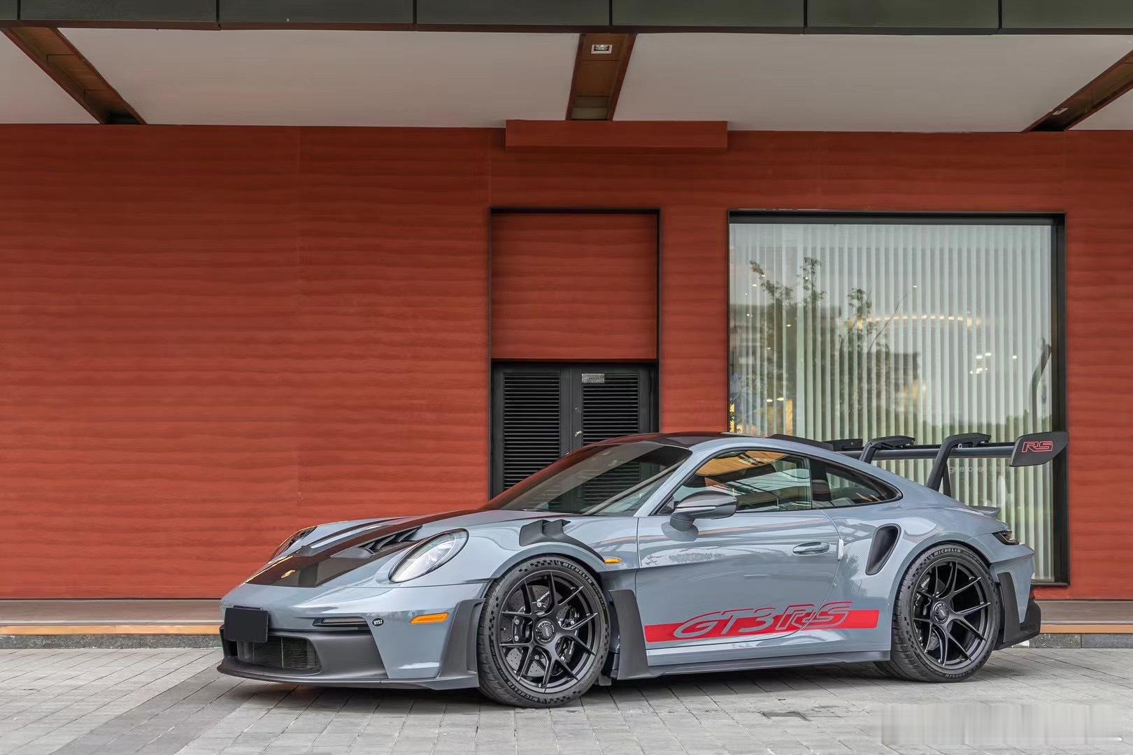 保时捷992GT3 RS，真好看。 ​​​