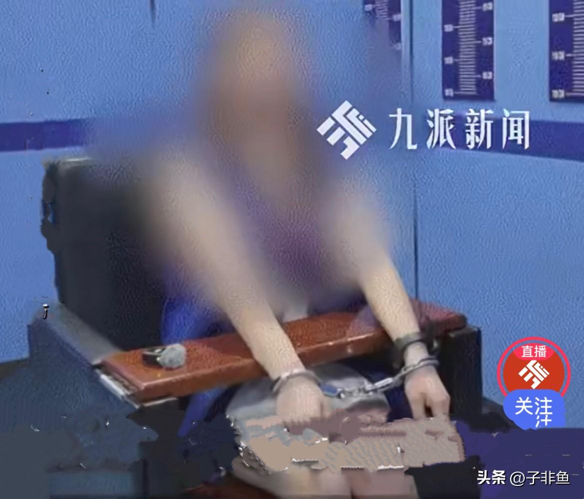 近日，安徽合肥一对情侣在酒店喝完酒闲得无聊，玩真心话大冒险游戏，男方一时兴起，怂