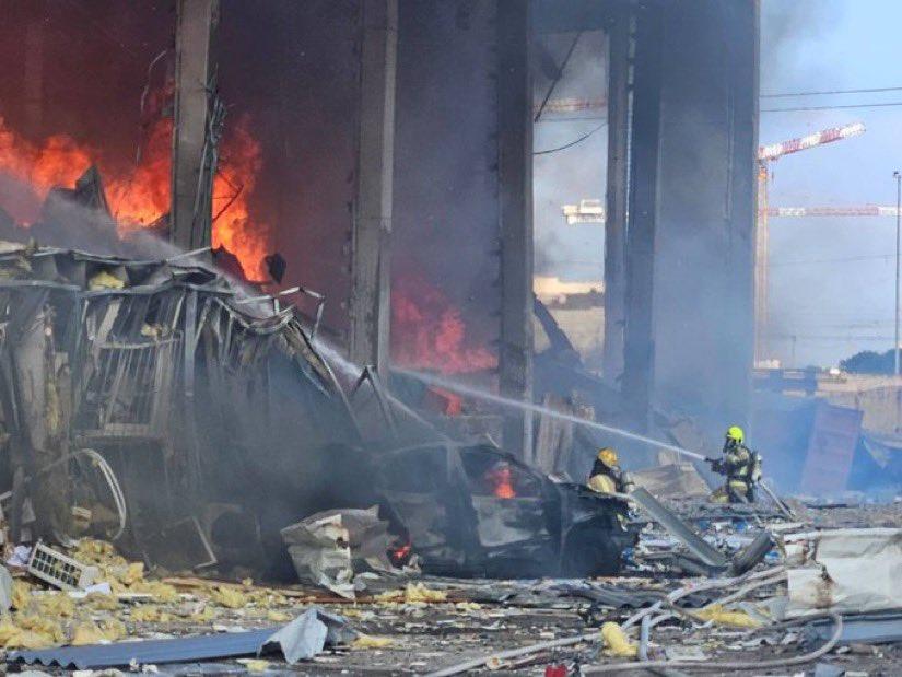 当哈梅内伊之子——小哈梅内伊成为未来的最高领袖，特朗普为什么会公开放话，很可能在