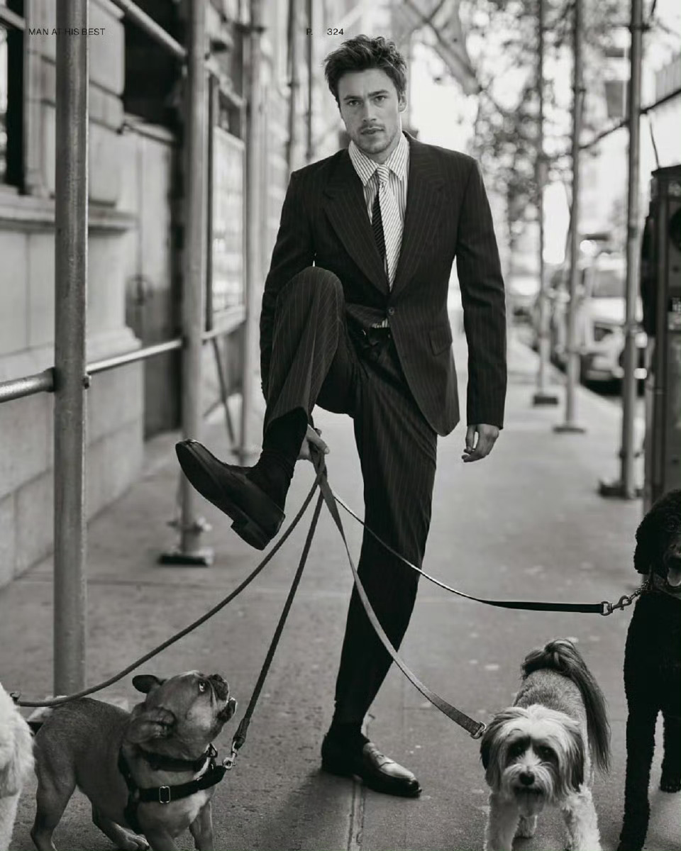 Esquire Korea  October  2025 街头黑白大片摄影 ：B